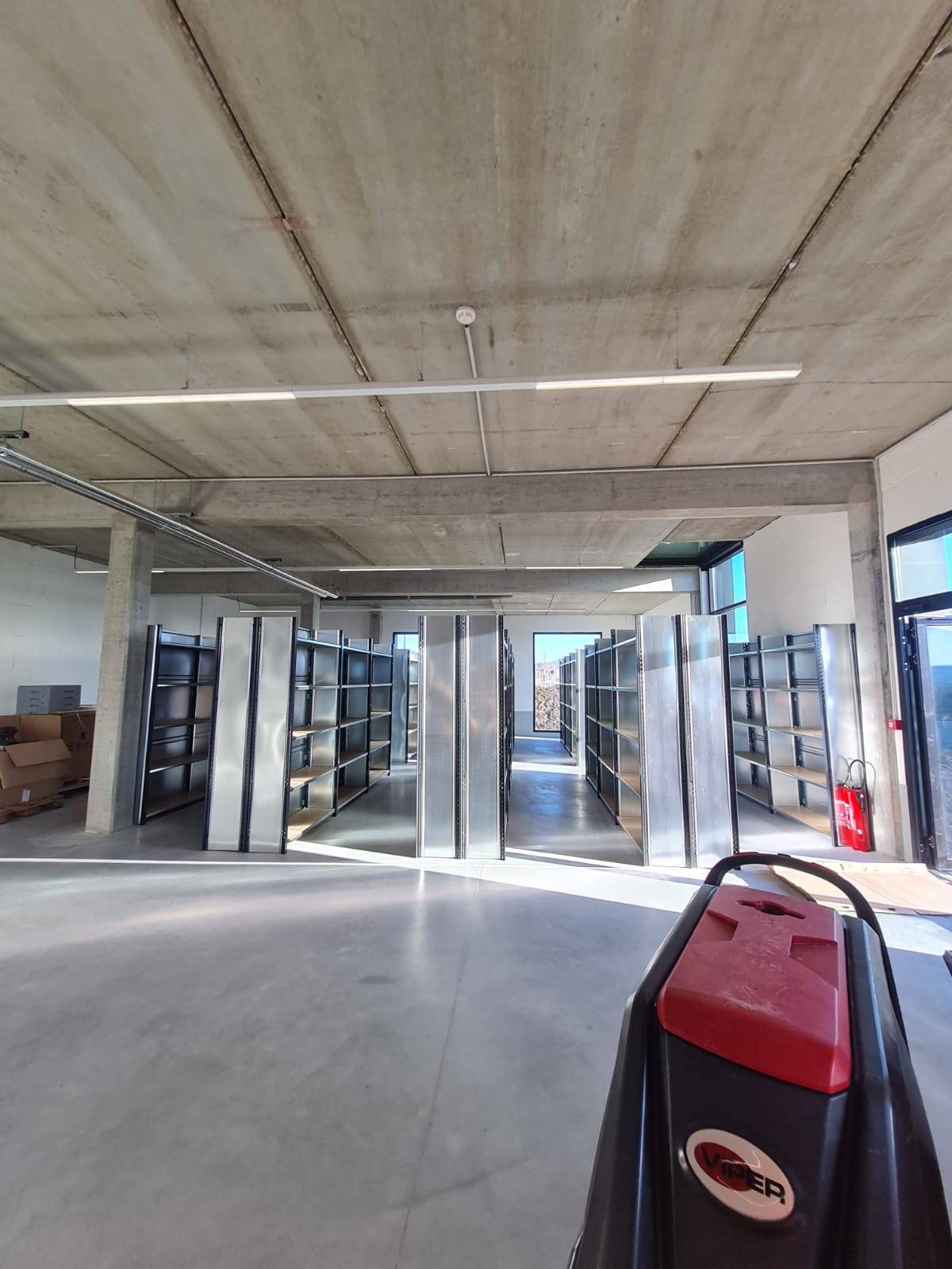 Rayonnage léger proche de Montélimar