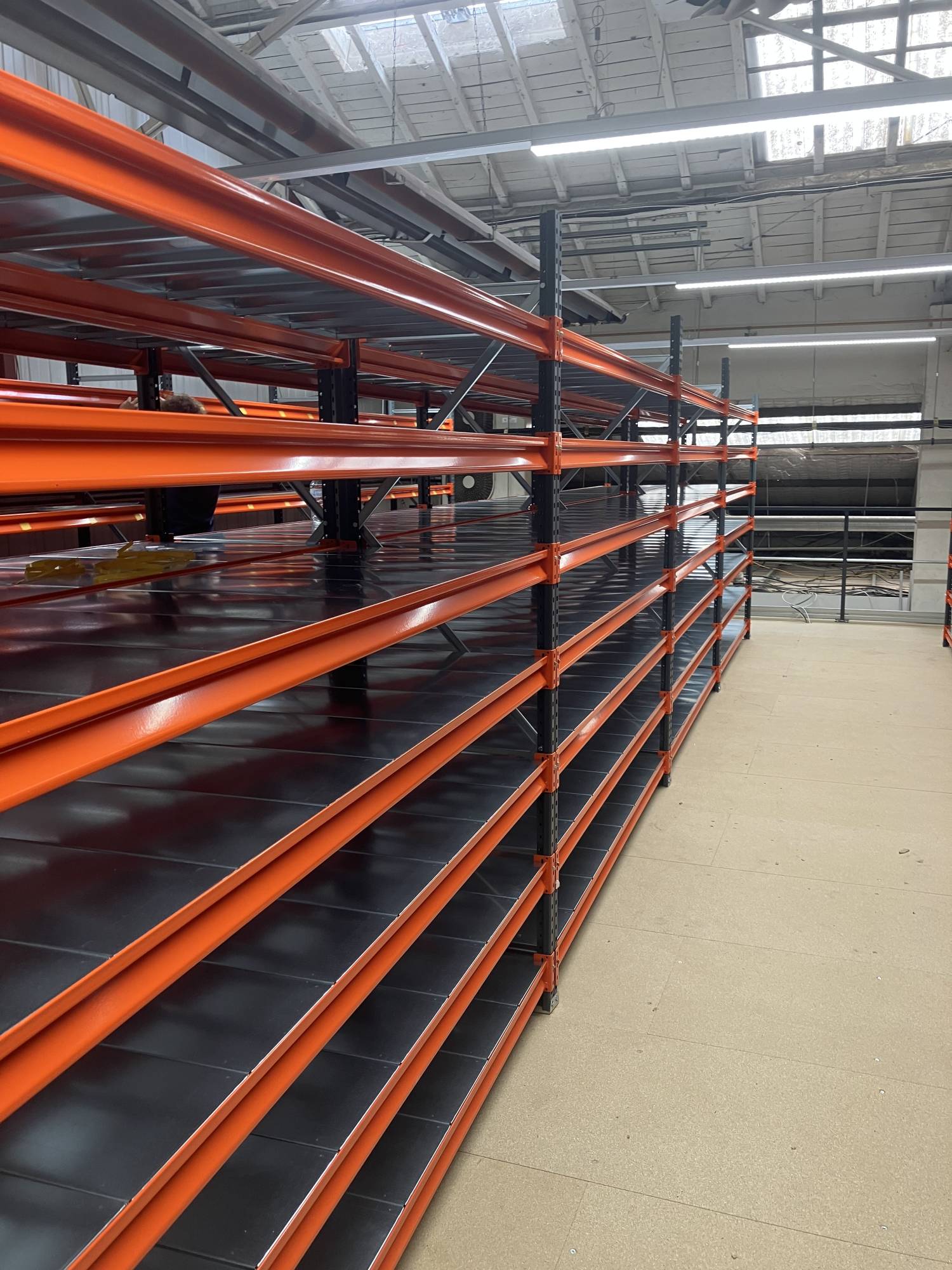 Rayonnage mi-lourd proche de Belfort