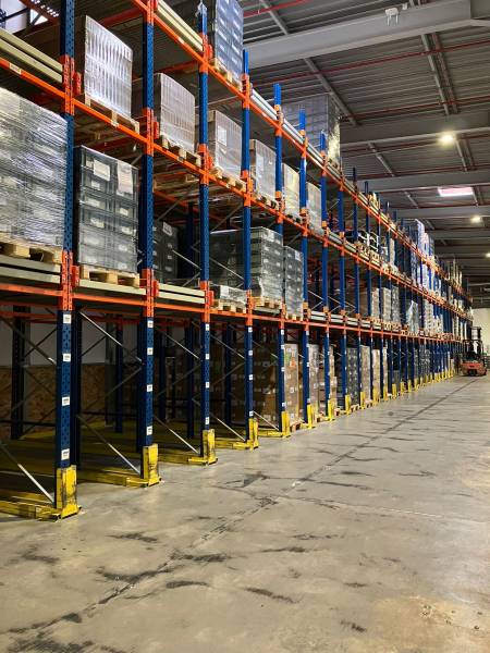 Achat rayonnage industriel à accumulation avec sabots renforcés pour stockage de pneus à Paris Île de France