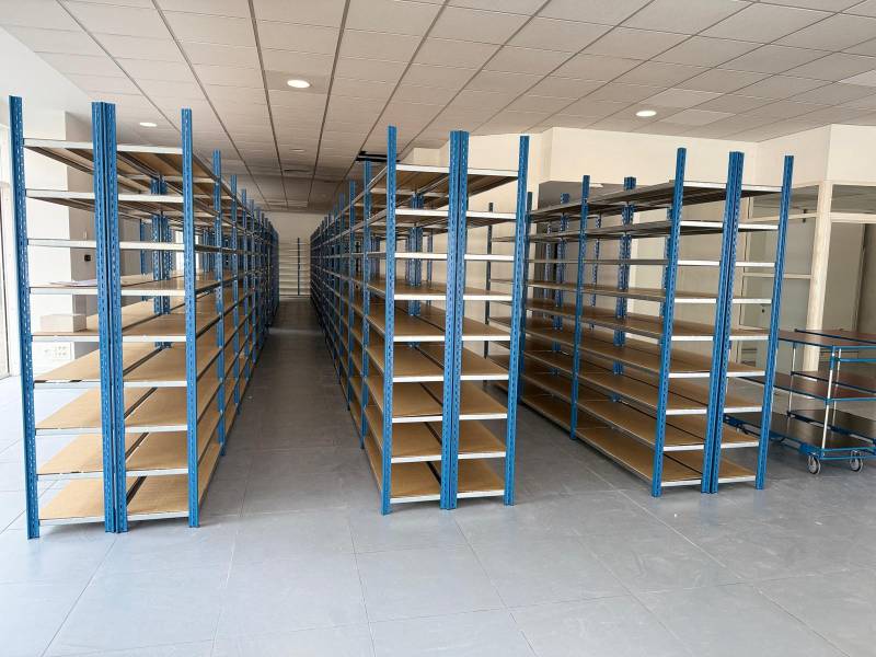 Rayonnage léger proche de Rennes